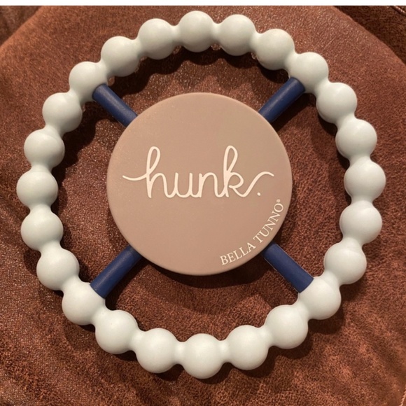 Bella Tunno “hunk” Teether Toy - Picture 1 of 2